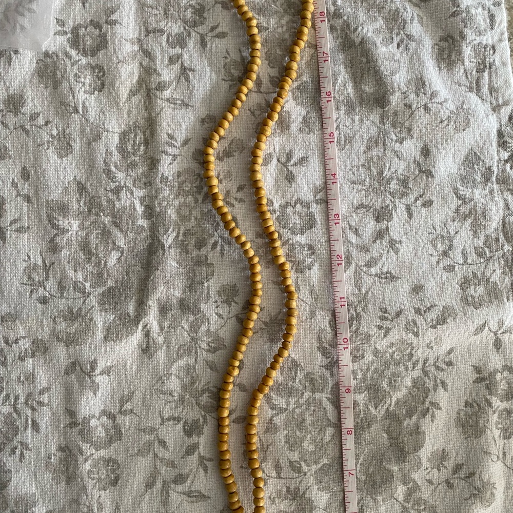 SOLD Spell white ash prayer bead necklace RARE - Picture 3 of 4